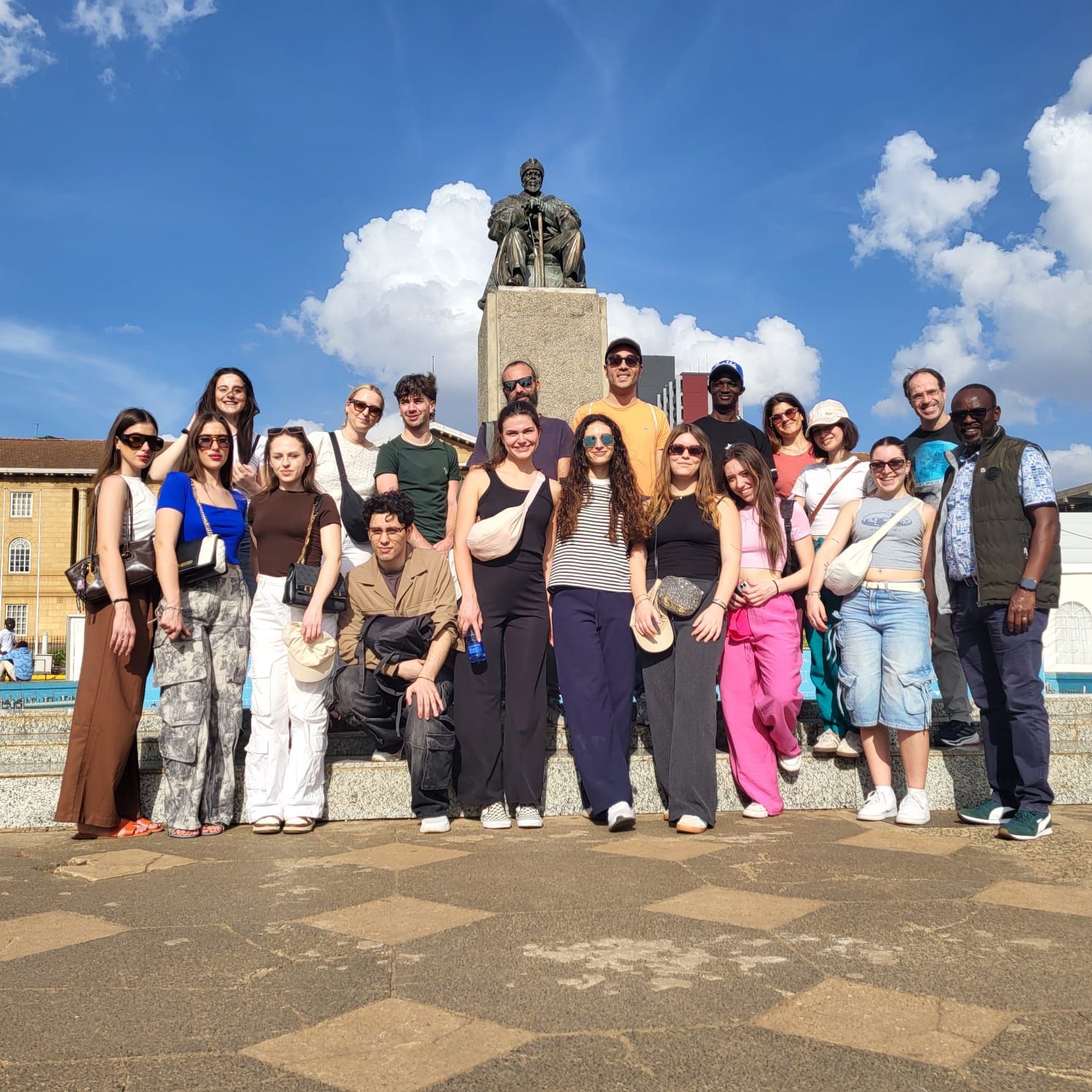 Tra cielo e terra d'Africa