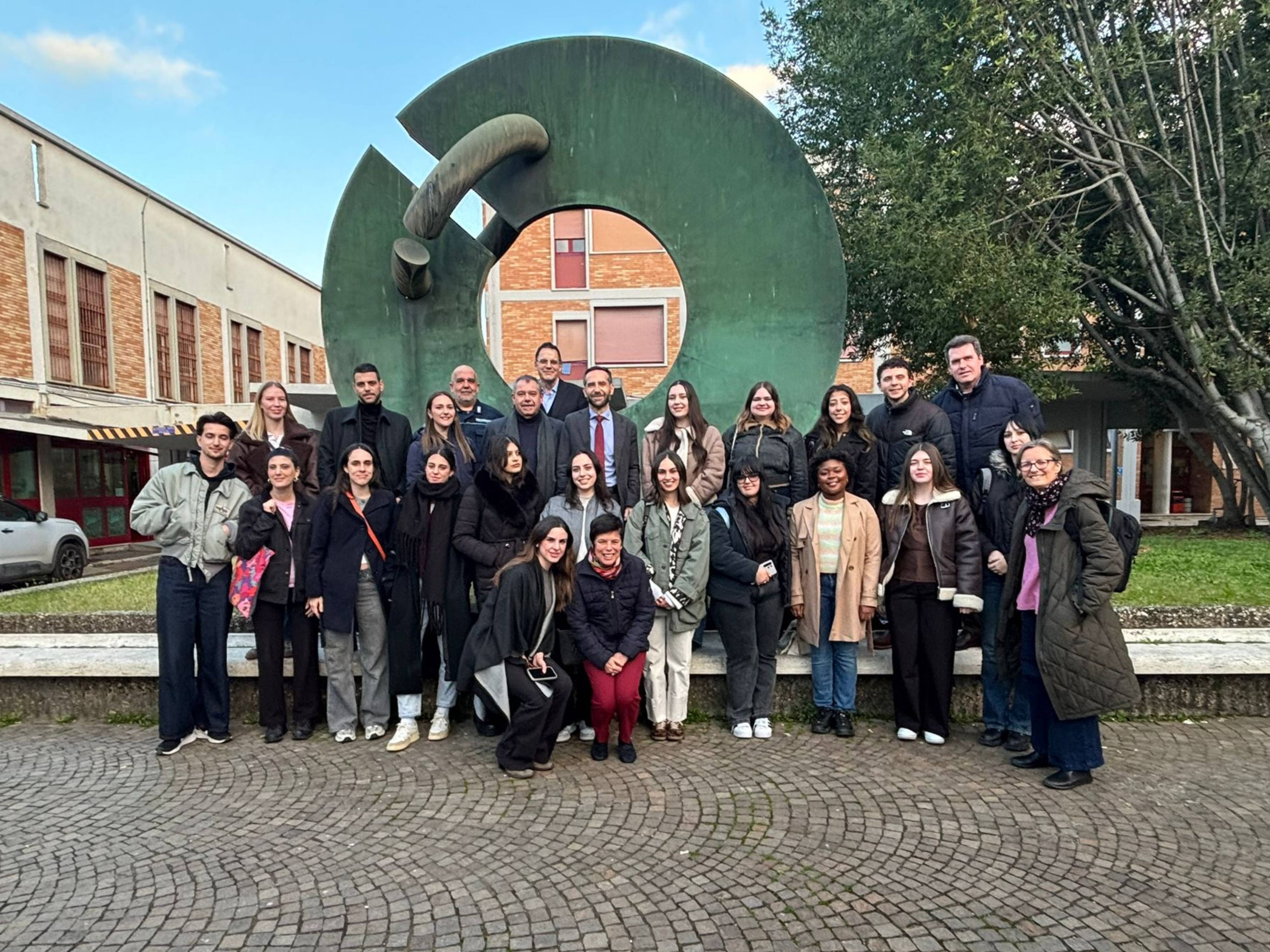 Immagine dei ragazzi che hanno partecipato alla Winter School dell'UNESCO
