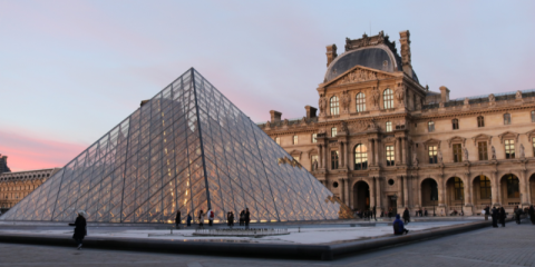 Louvre a Parigi