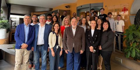 Foto con gli studenti del BIP