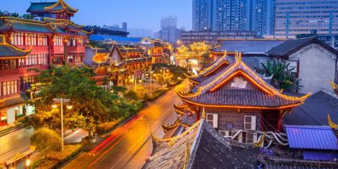 Certificazione di lingua cinese con il CLIC con immagine di una strada in Cina